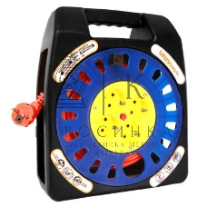 Удлинитель 4х30 м с заземл. 16А IP20 У16-012 термо ПВС 3х1 в закрытом корпусе защ. шторки UNIVersal 1674